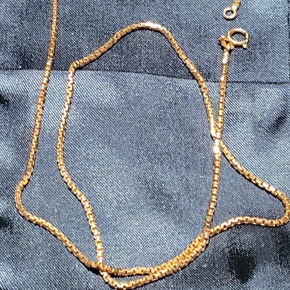 Vintage 14k box chain